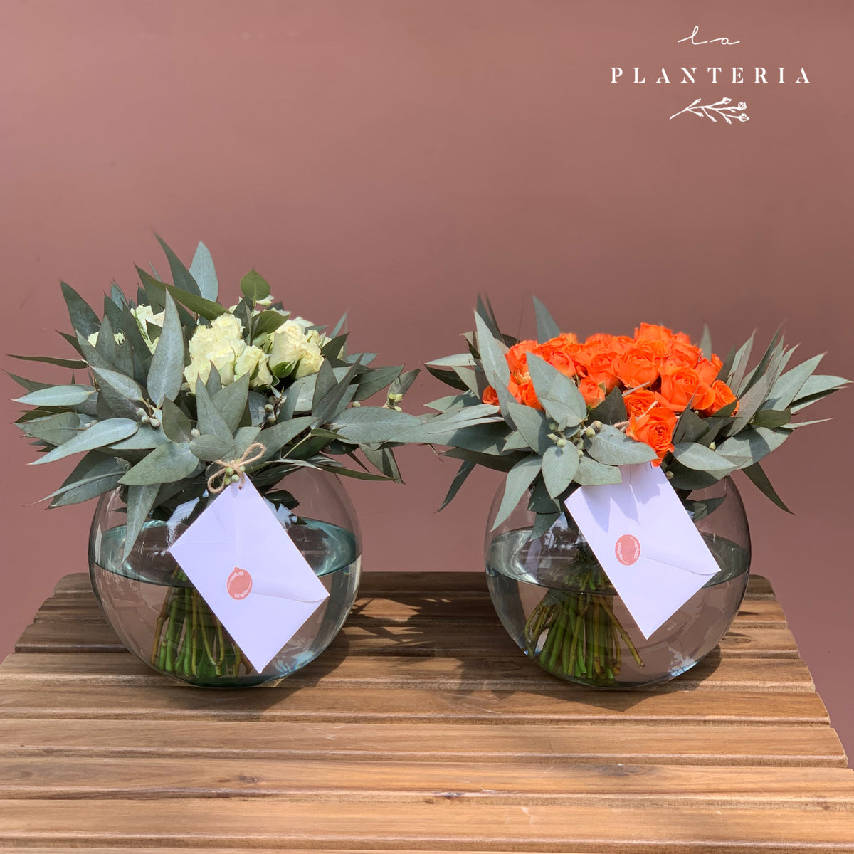 mini rosas en pecera (6674079875266)