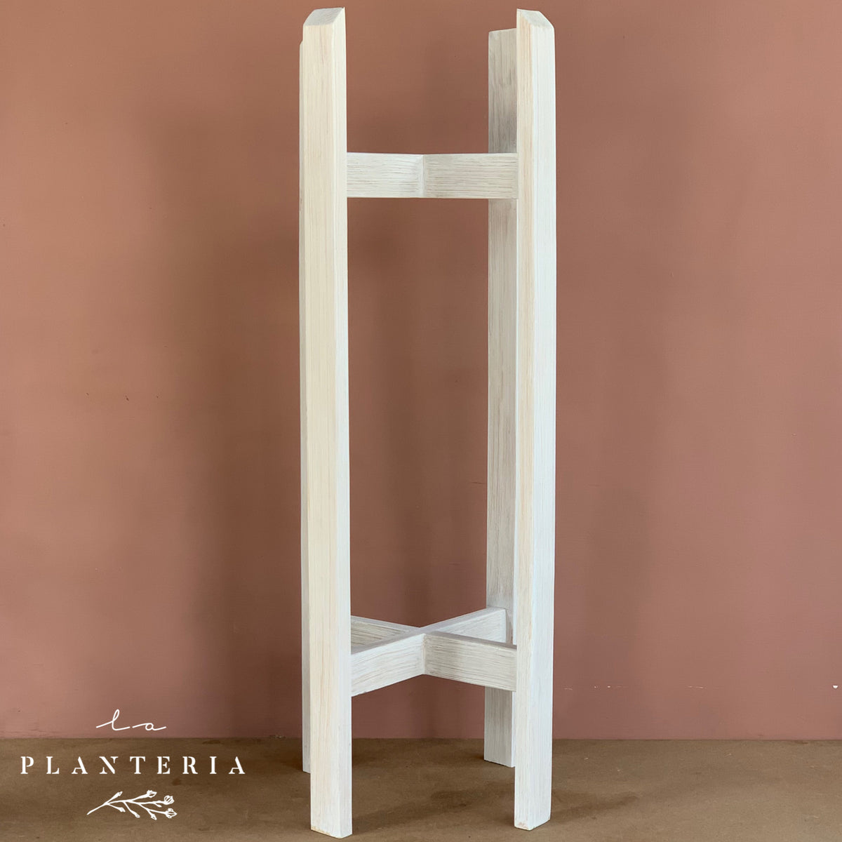 Stand de madera acabado blanco avejentado (6088228798658)