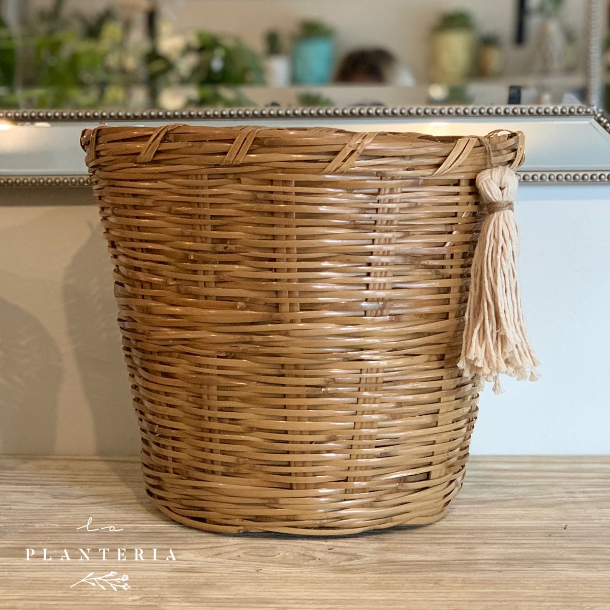 Canasta artesanal + pompón gde (6157947928770)